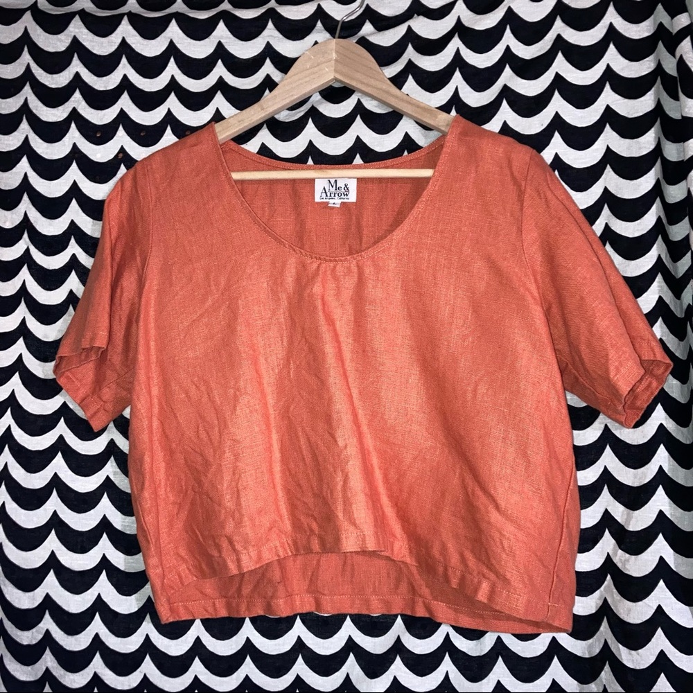 Me and Arrow made in USA linen blend tee sz L